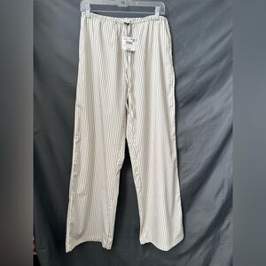 American Eagle Outfitters Women’s Black Cream Striped Lounge Pants Size: Small